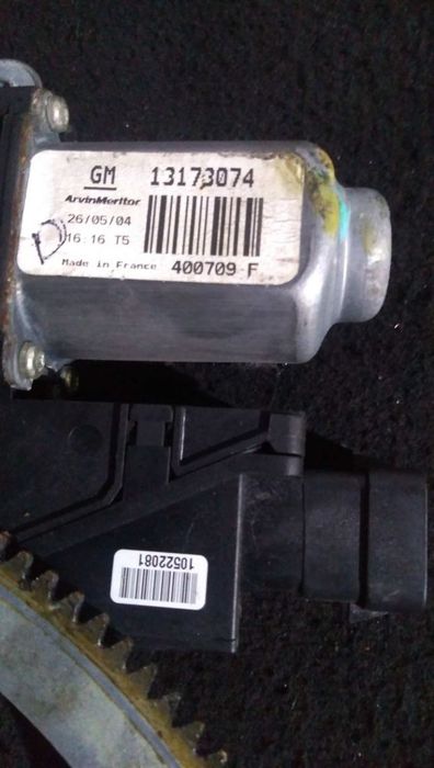Motor Do Elevador Porta F.D Opel Corsa C (X01)