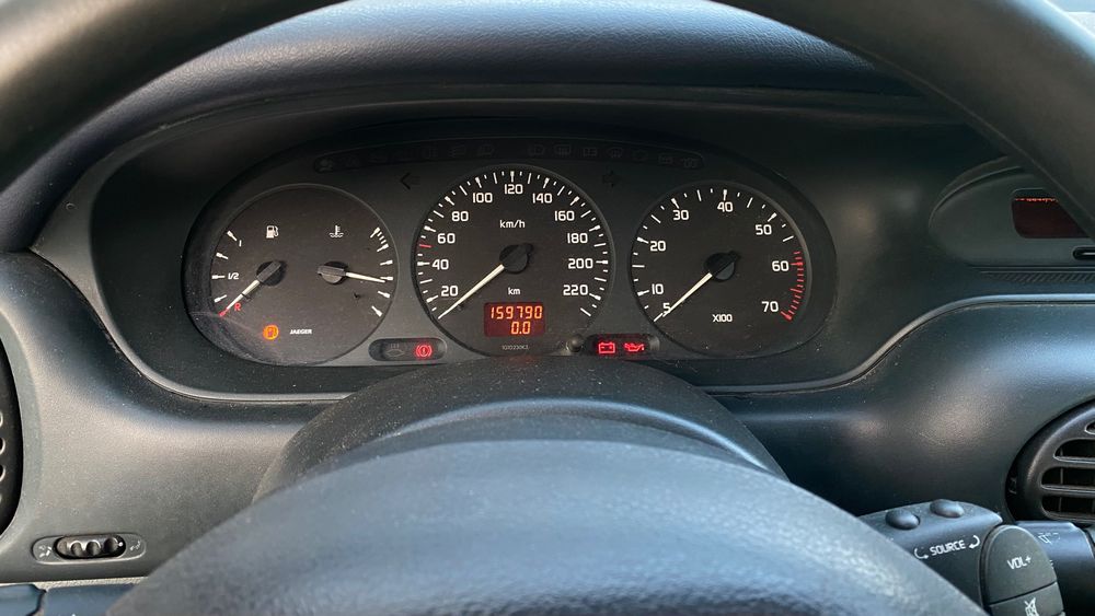 Renault Mégane 1.6 Gasolina | 1999 | 159.790 km