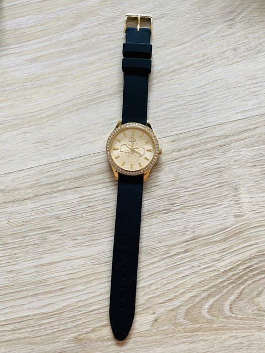 Relógio preto da marca GUESS novo