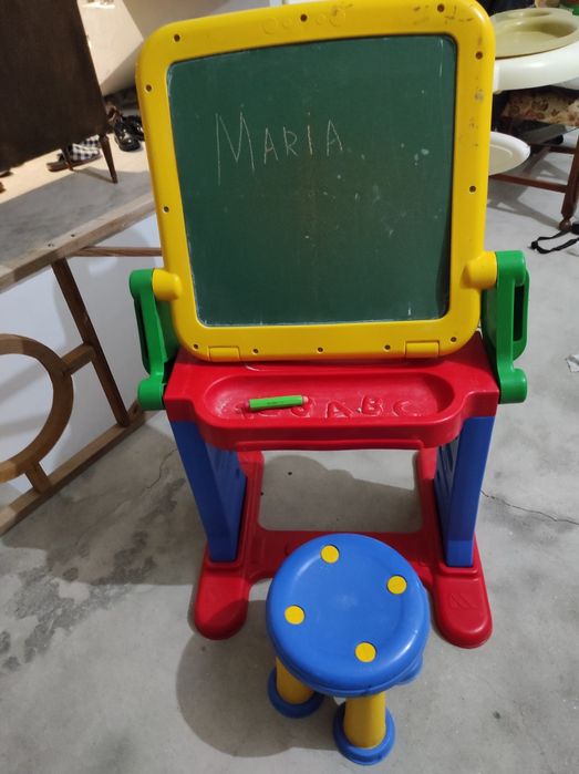 Quadro a giz para crianças de escrever