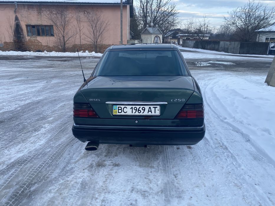 Продом мерседес бенс є клас