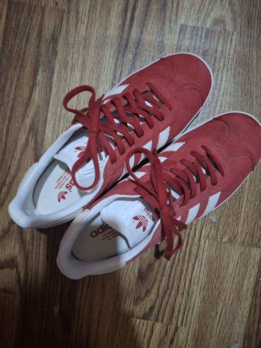 Кроссовки  Adidas Gazelle .Оригинал.