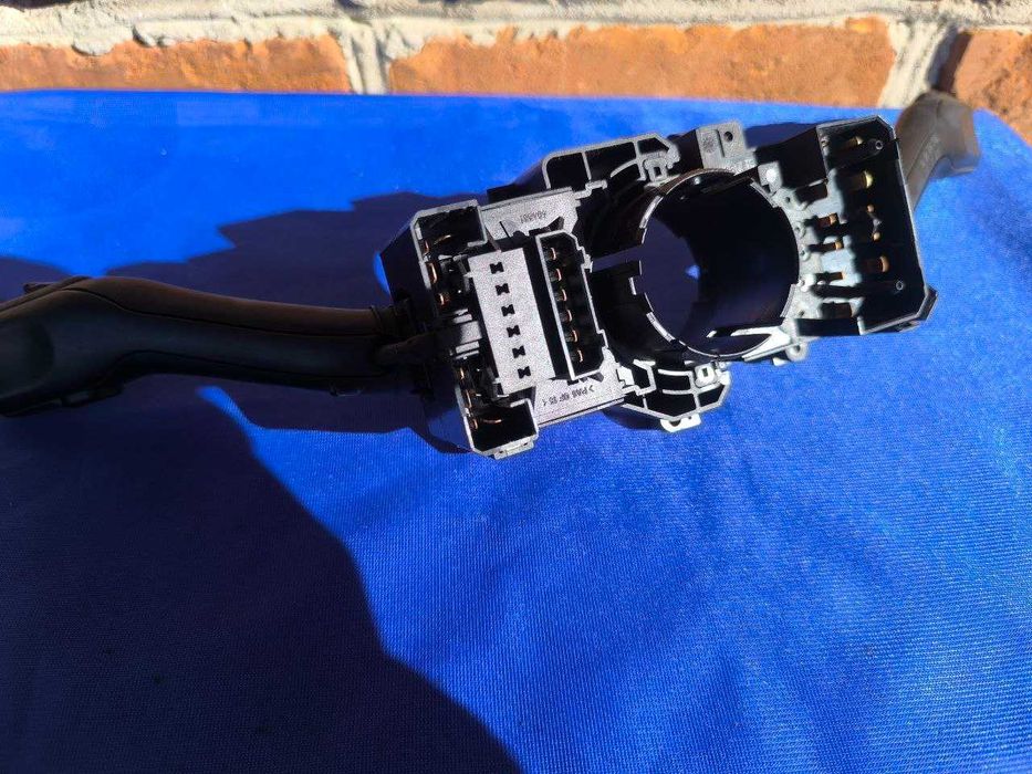 Підрульовий перемикач в зборі VAG 8L0953513G / 4B0953503G