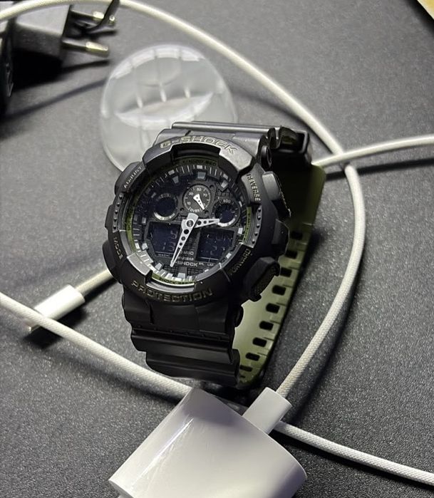 GA-100-1A1ER Casio g-shock 200 m