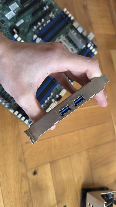 Karta rozszerzeń PCIe Asus USB 3.0 + SATA