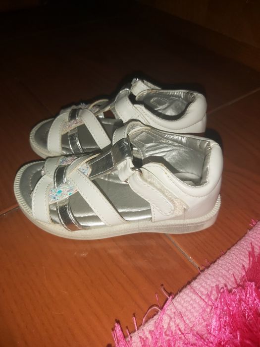 Sandalias menina