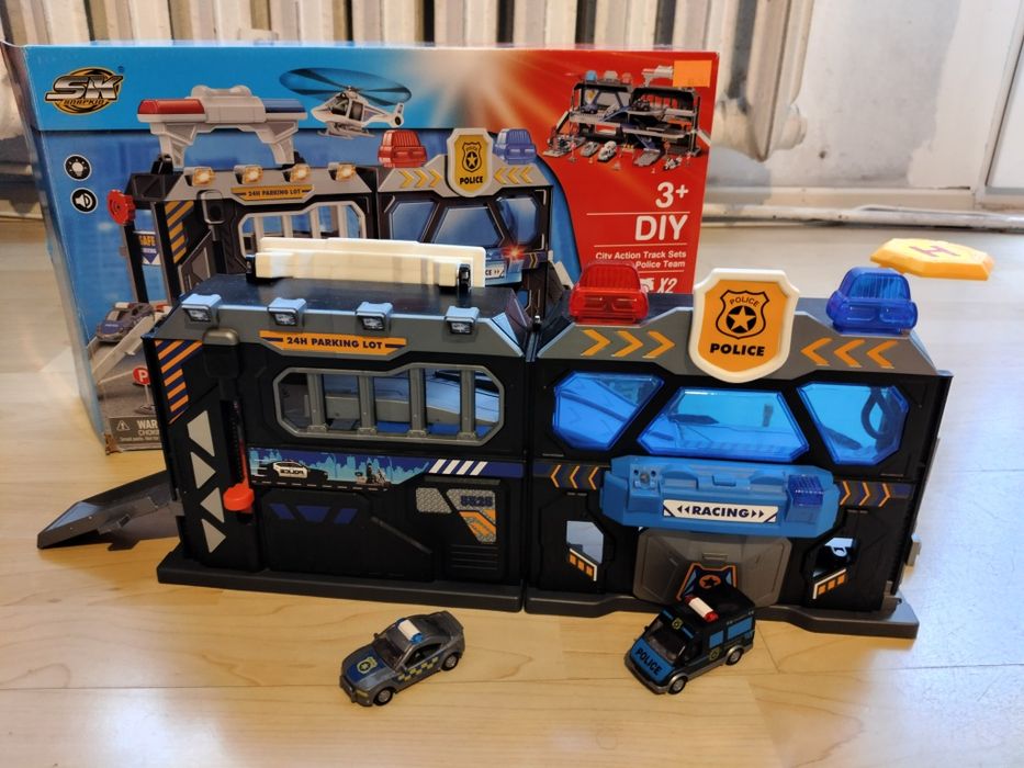 Zestaw garaż policyjny City Action komisariat