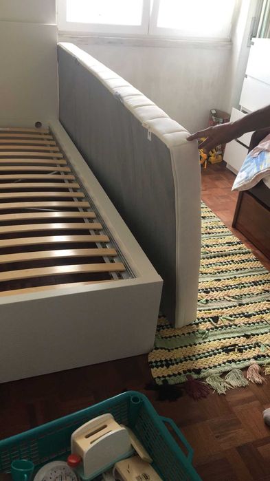 Cama Solteiro IKEA com Colchão