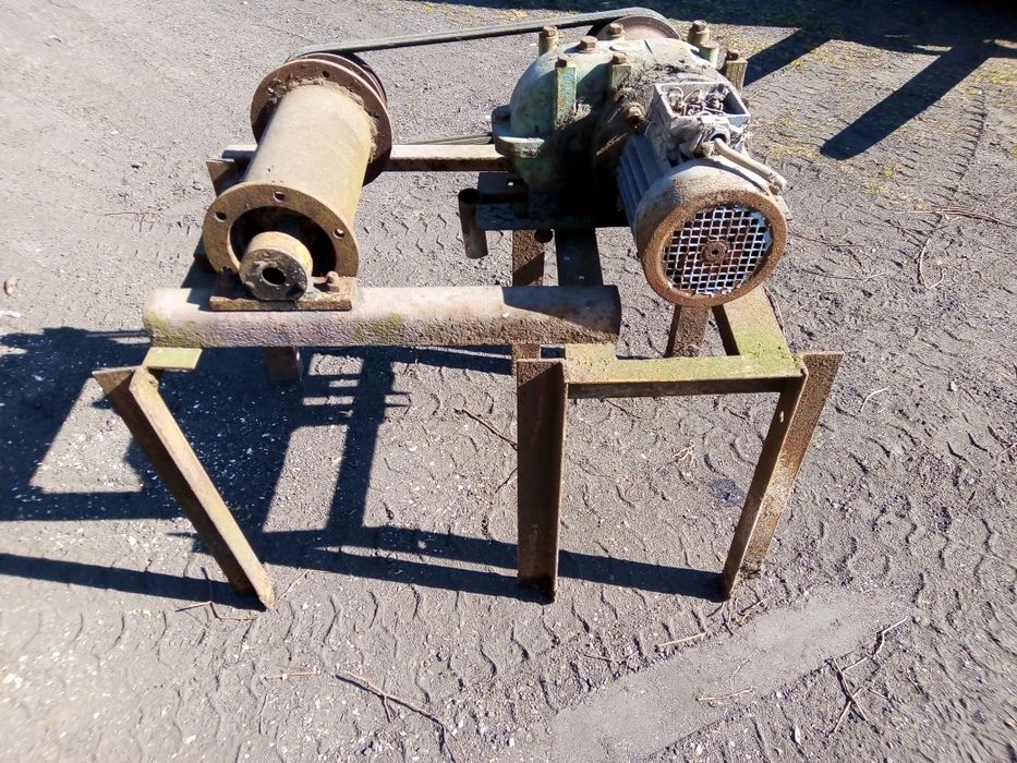 Przekładnia ze sprzęgłem na obciążenie