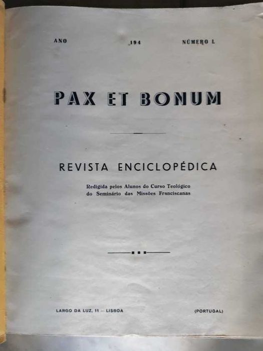 Dois Livros antigos de Arte e Revista Portuguesa "Pax et Bonum " de !945