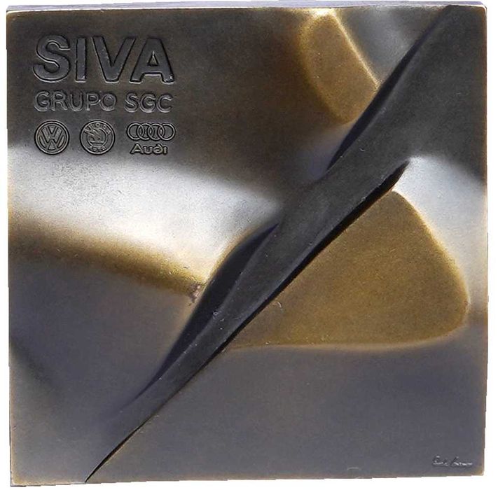 peça em Bronze Paula Lourenço – SIVA 10 Anos 1997 – Nº 207/700 – 335g
