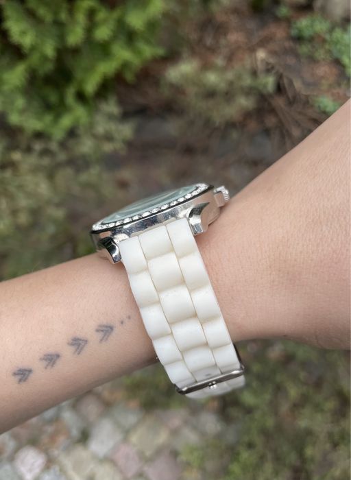 Новий кварцовий годинник Anne Klein