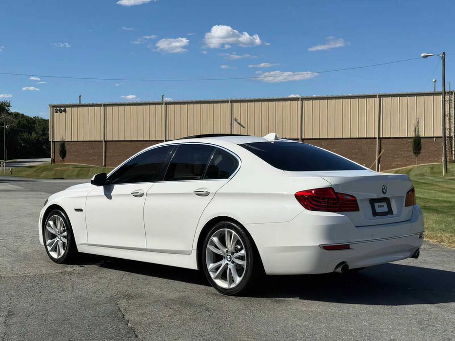 BMW 5 Series 535i      2016