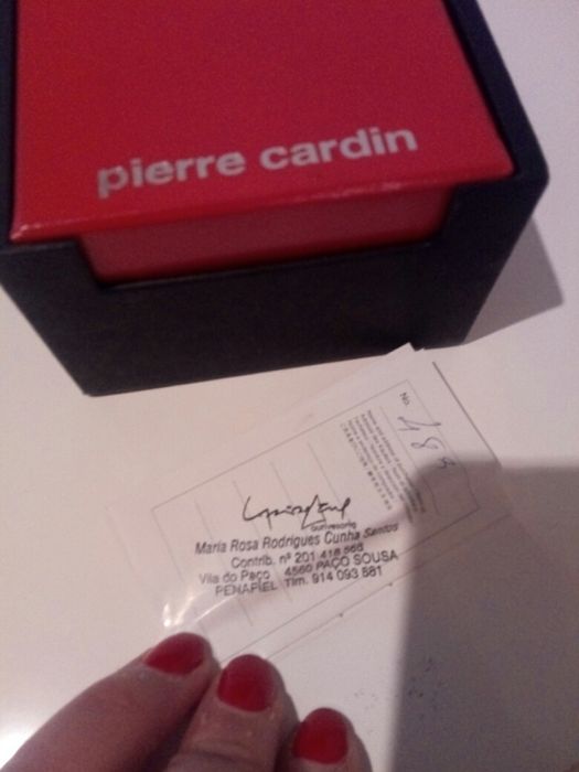 Relógio (Pierre Cardin)