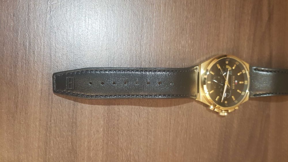 Zegarek złoty Tommy Hilfiger