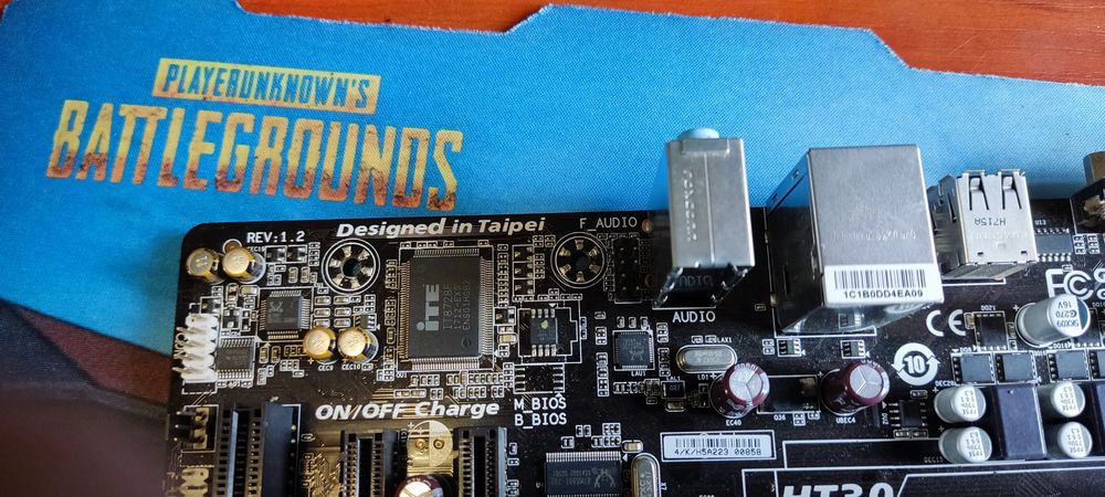 Gigabyte GA-78LMT-S2 AMD FX-6300 3.5GHz HyperX DDR3-1600 8192MB