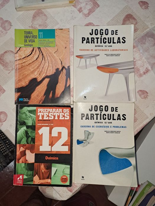 Manuais escolares