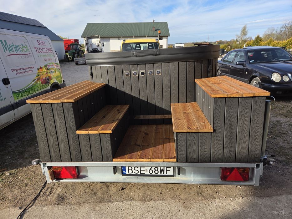 Balia mobilna jacuzzi na przyczepce, akrylowy wkład, PREMIUM, ławeczki, dostępna od ręki