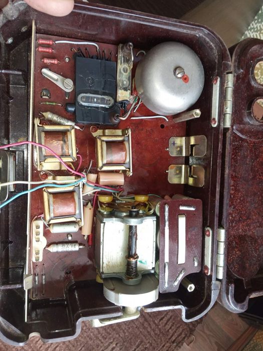 Армейский телефон