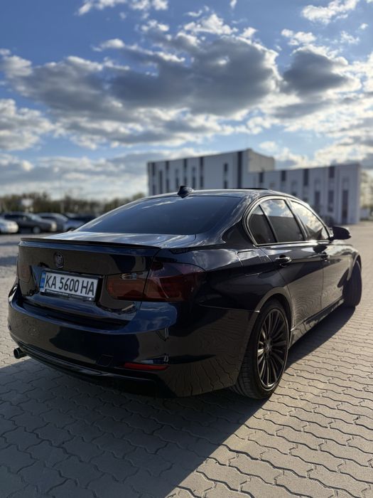 BMW F30 2.0 дизель європа