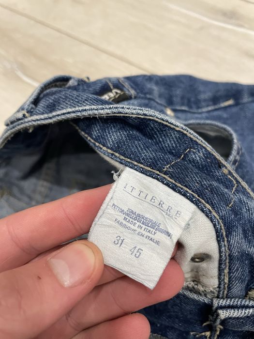 Оригінальні джинси Versace