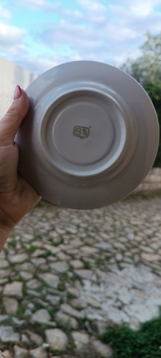 Vendo varias peças de coleção e antiguidades.
Peçam preços.
Também pos