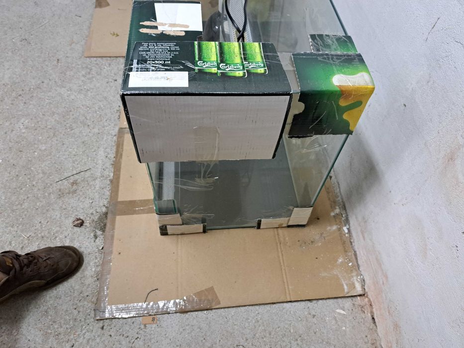 Terrarium szklane z oświetleniem