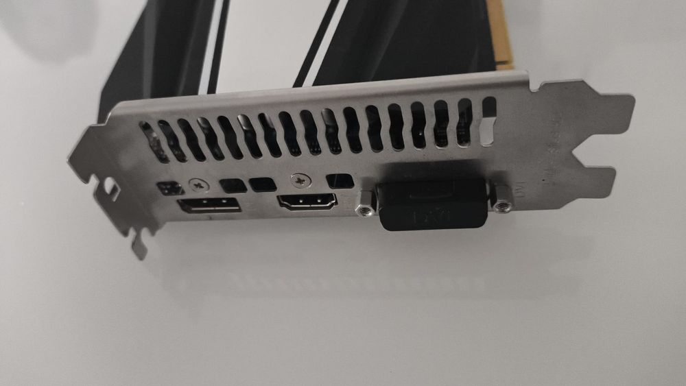1660 Super ASUS Ótima em perfeito estado