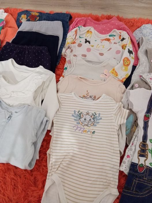 Torba ubrań dla dziewczynki 74