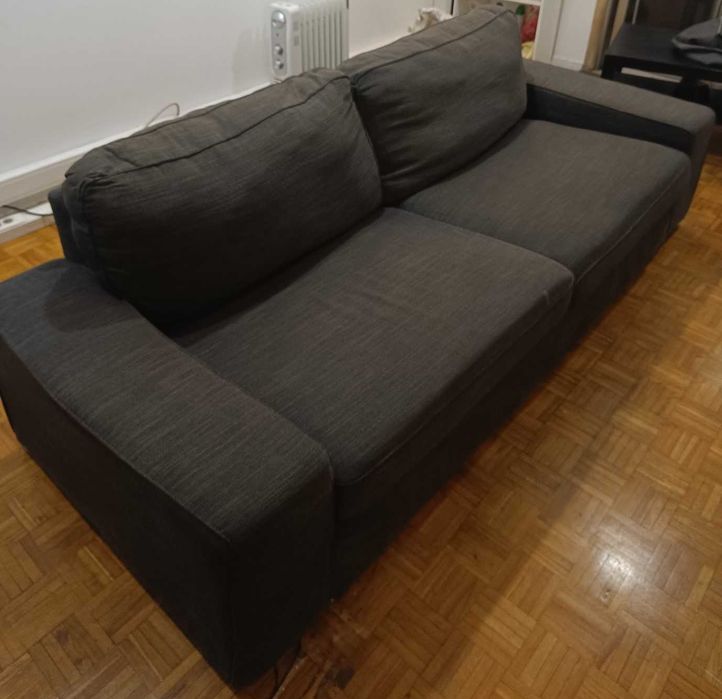 Sofá de 3 lugares cinzento