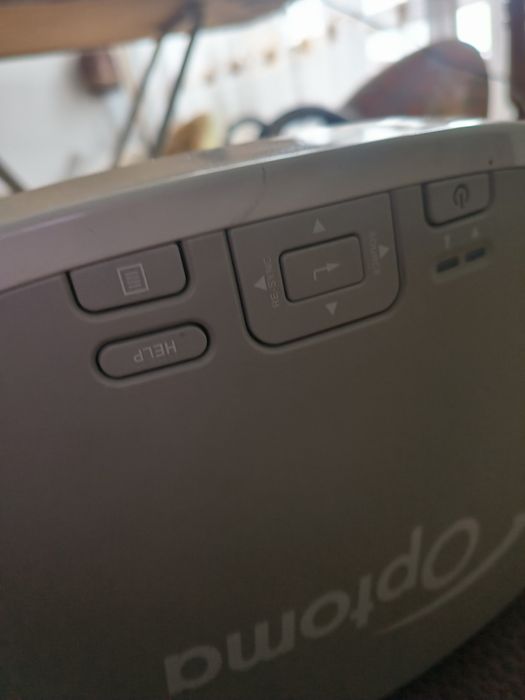 Rzutnik projektor  przyścienny optoma ew675ut