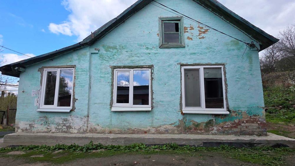 Продам окремий будинок