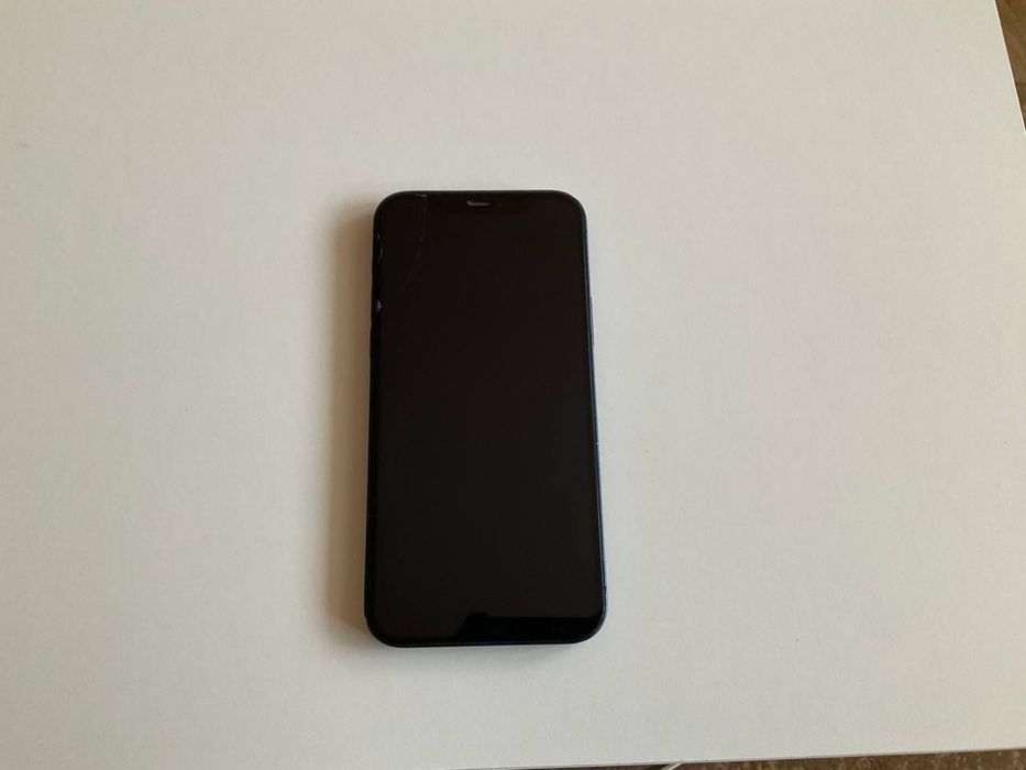 Iphone 12, 128gb ,newerlock