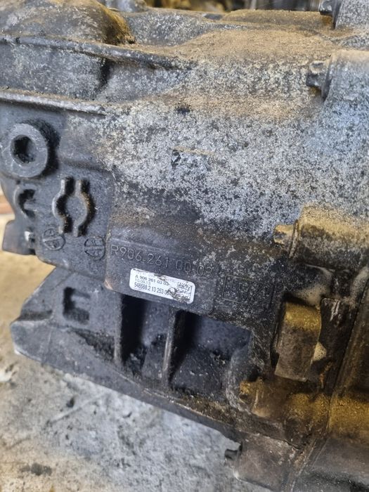 КПП коробка передач 2,0  2.5 tdi 80-100кв-120VW Crafter крафтер