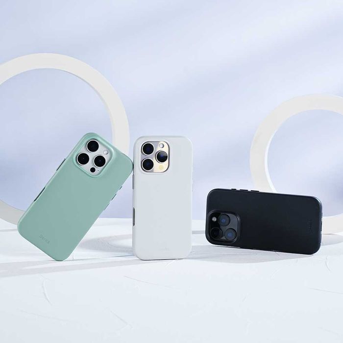 Benks Etui Magnetic Vita Pro Silicone do iPhone 16 Pro czarny