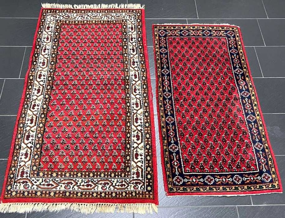 Dois Tapetes Persas SAROUGH MIR originais, com 160cm x 90cm, feitos manualmente em lã sobre algodão