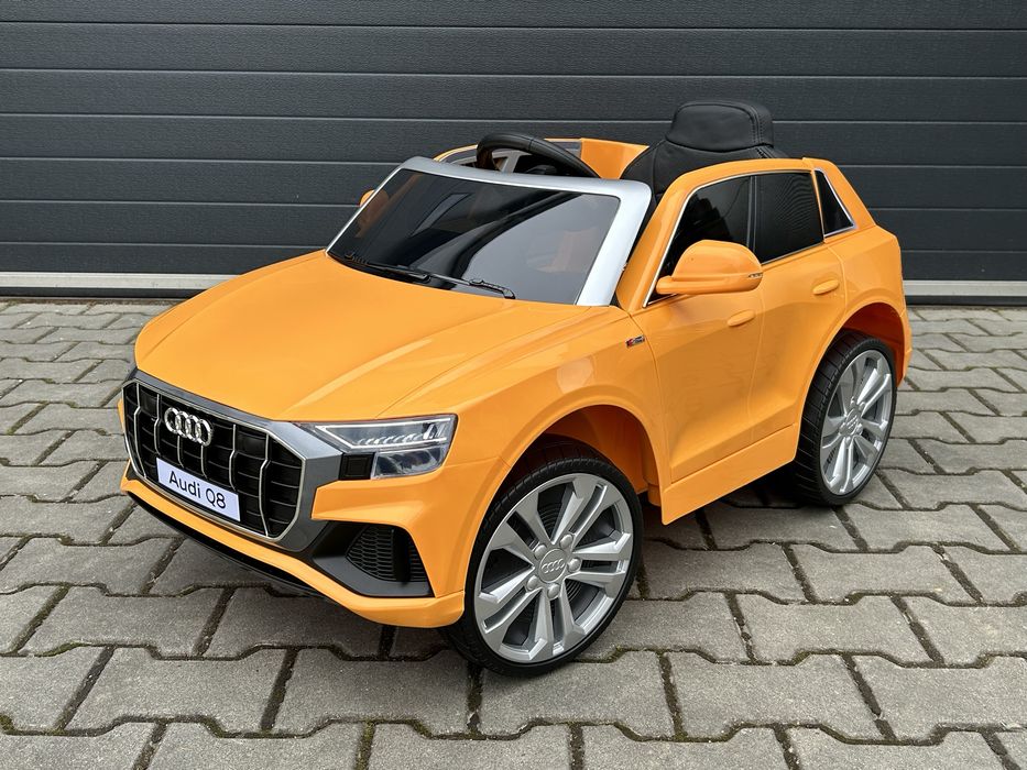 Auto na akumulator AUDI Q8 Pilot Skóra USB Orange