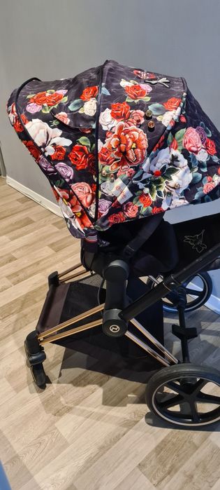 Cybex Priam  Spring Blossom Dark