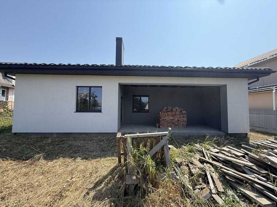 Продаж будинку в мікрорайоні Лезнево
