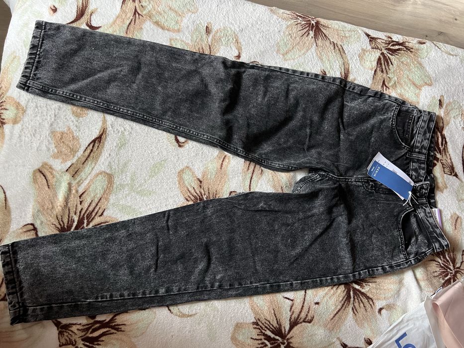 Джинси mom нові