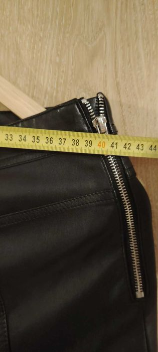 Spodnie skóra ekologiczna legginsy