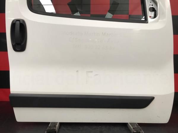 Porta frente direita FIAT Fiorino Furgão/Combi (225_)