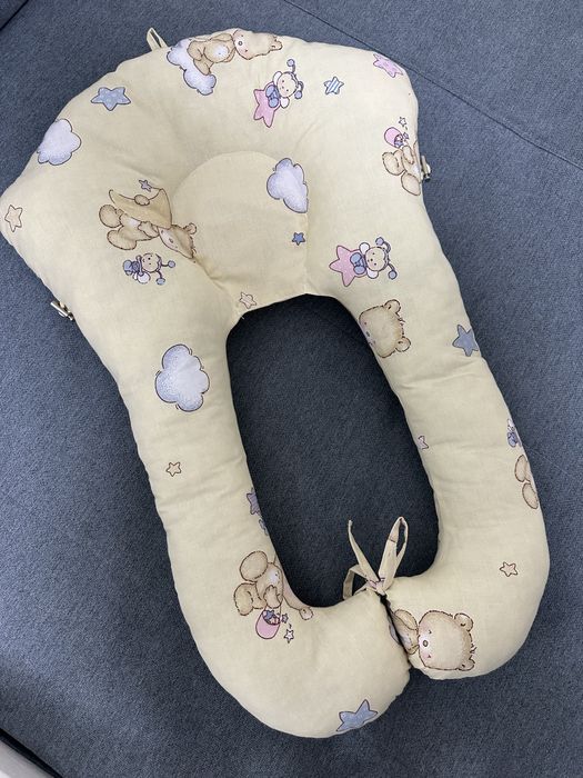 Ортопедична подушка-кокон для немовлят