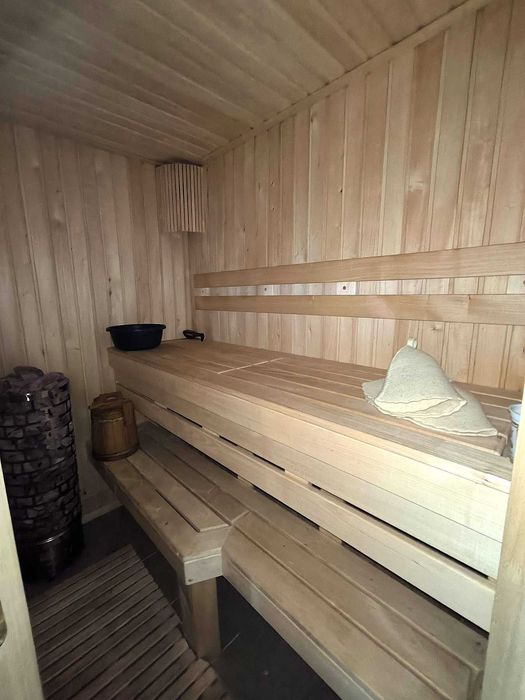 Капітальний будинок 350м² з каміном та сауною поруч з лісом! 27км від Києва.