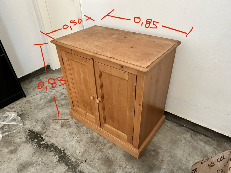 Móvel de encostar com 2 portas em madeira