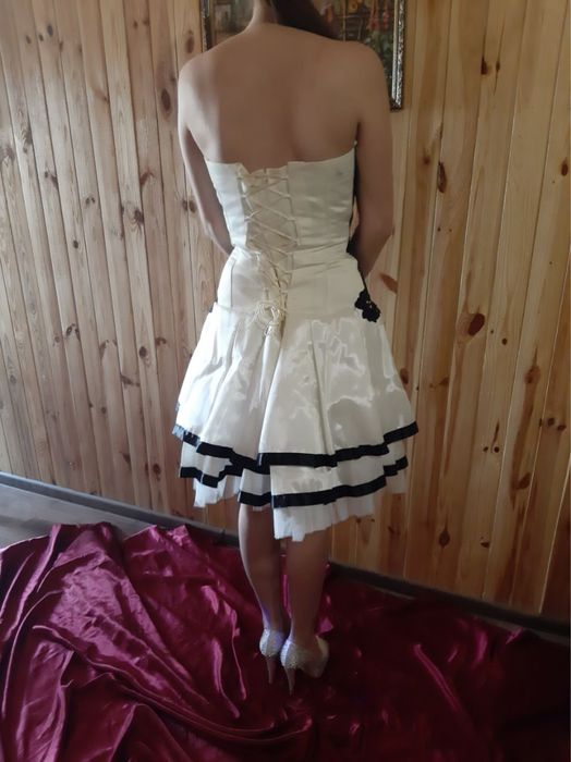 Внчірня Сукня