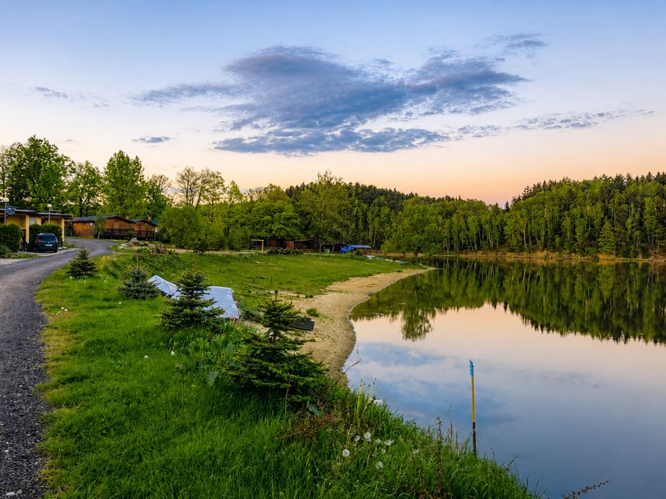 Domek letniskowy nad jeziorem
