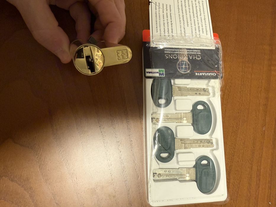 Cilindro de alta segurança Mottura