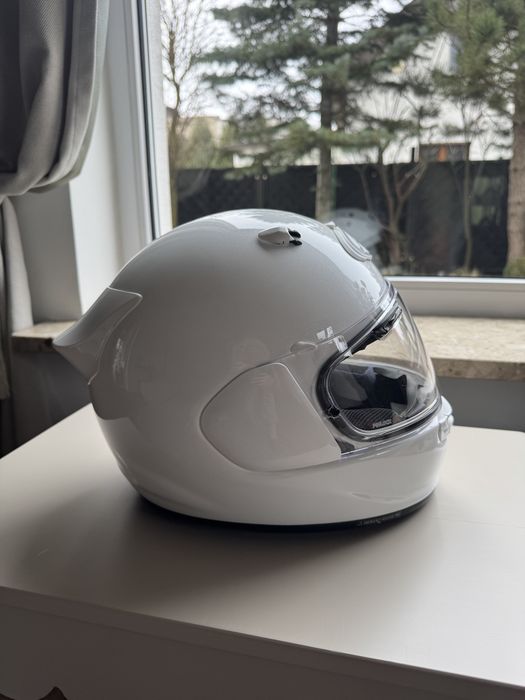 Arai Quantic – kask motocyklowy integralny – rozmiar M – stan idealny