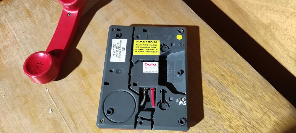 stary telefon stacjonarny PRL zabawka